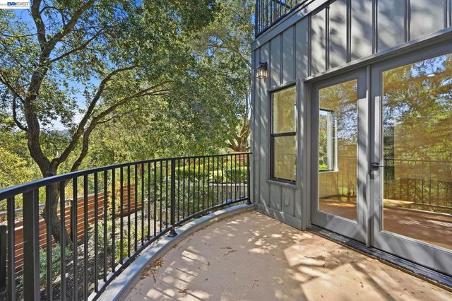 4120 Happy Valley Road, Lafayette, CA 94549