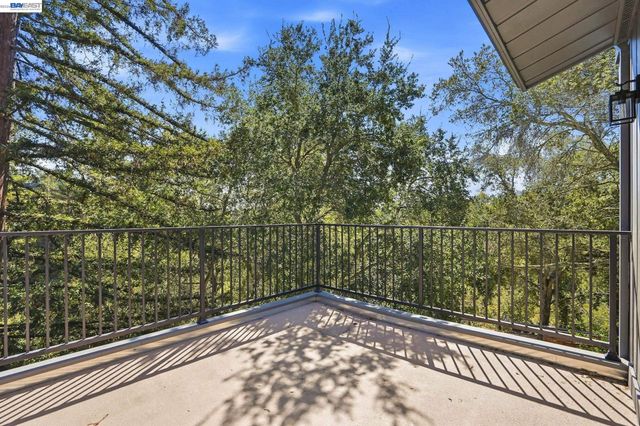 4120 Happy Valley Road, Lafayette, CA 94549