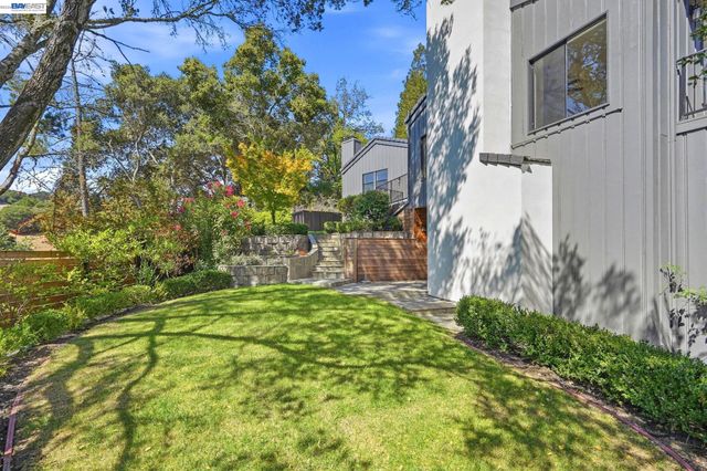 4120 Happy Valley Road, Lafayette, CA 94549