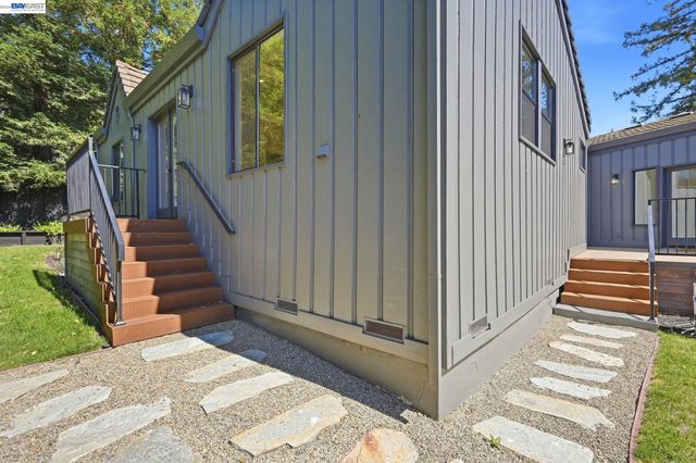 4120 Happy Valley Road, Lafayette, CA 94549