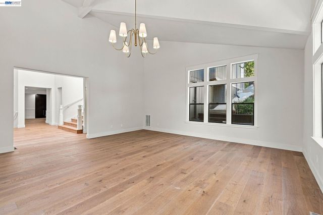4120 Happy Valley Road, Lafayette, CA 94549