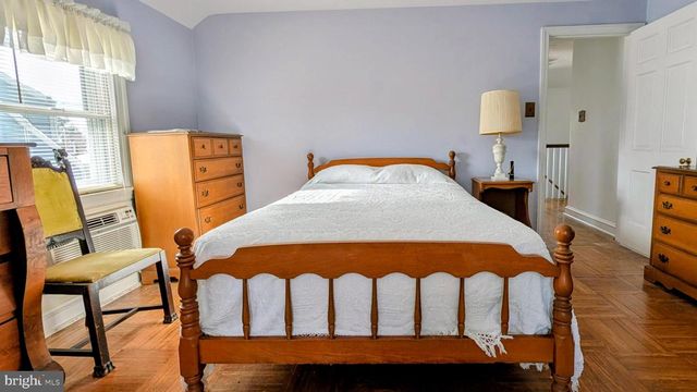 542 CRUM LYNNE RD, Ridley Park, PA 19078