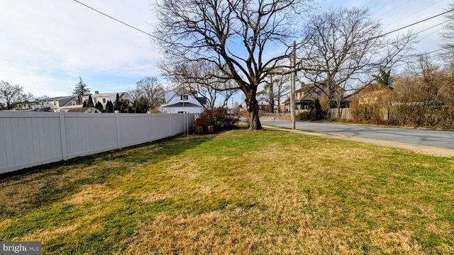 542 CRUM LYNNE RD, Ridley Park, PA 19078