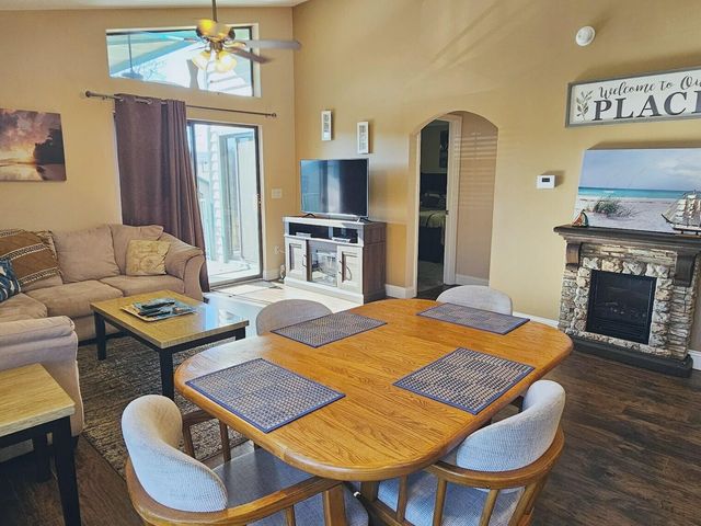 2700 Green Mountain Drive 3, Branson, MO 65616