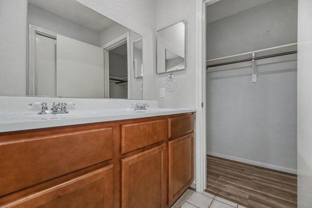 7419 Shady Vale Lane, Houston, TX 77040
