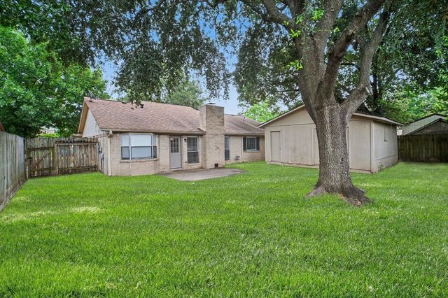 7419 Shady Vale Lane, Houston, TX 77040