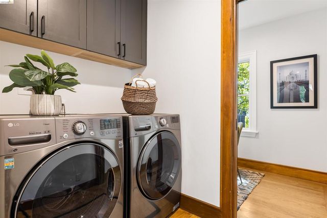 3208 Claremont Ave, Berkeley, CA 94705