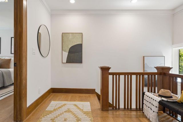 3208 Claremont Ave, Berkeley, CA 94705