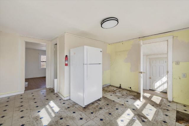 1530 W Arlington Road, Bloomington, IN 47404