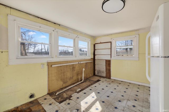 1530 W Arlington Road, Bloomington, IN 47404