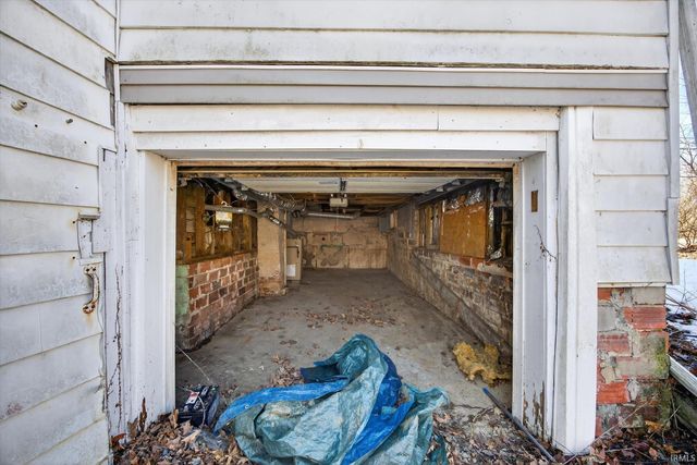 1530 W Arlington Road, Bloomington, IN 47404