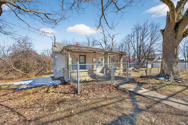 1530 W Arlington Road, Bloomington, IN 47404