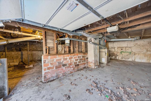 1530 W Arlington Road, Bloomington, IN 47404