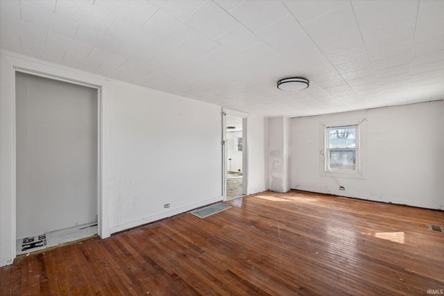 1530 W Arlington Road, Bloomington, IN 47404