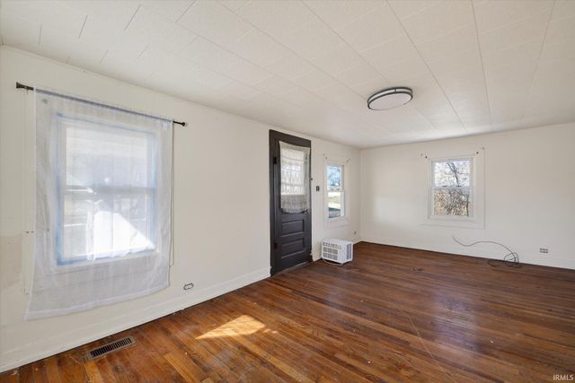 1530 W Arlington Road, Bloomington, IN 47404