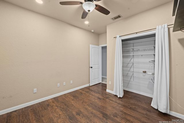 622 N Dickson, Poth, TX 78147