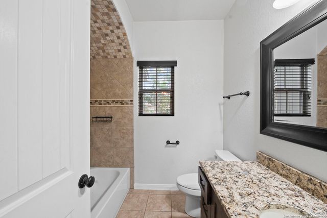 622 N Dickson, Poth, TX 78147