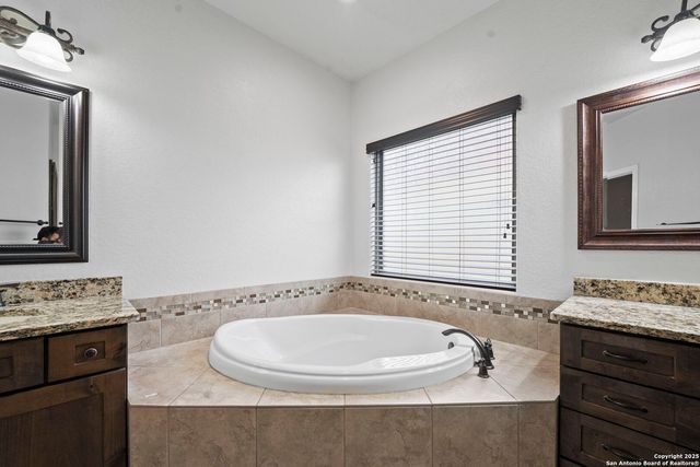 622 N Dickson, Poth, TX 78147