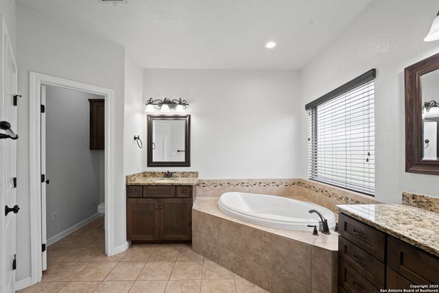 622 N Dickson, Poth, TX 78147