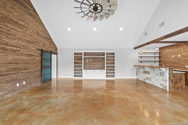 622 N Dickson, Poth, TX 78147