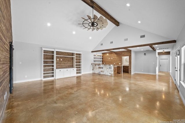 622 N Dickson, Poth, TX 78147