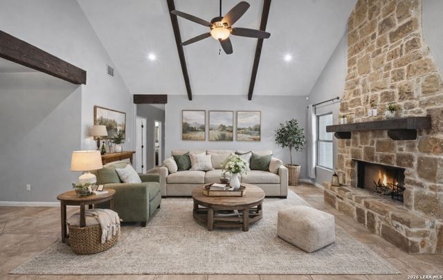 622 N Dickson, Poth, TX 78147