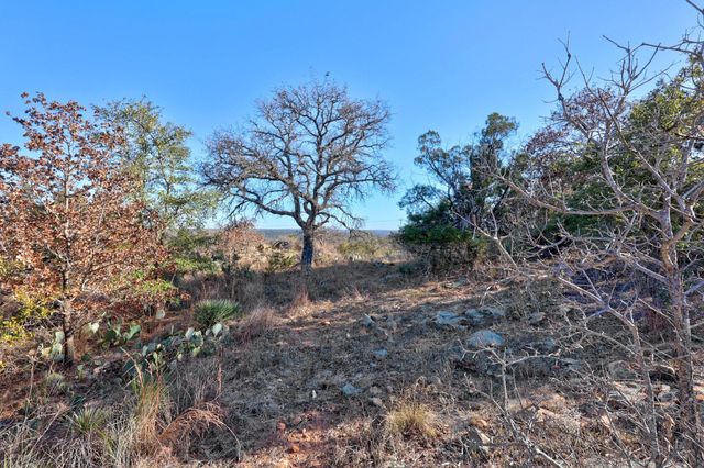 901 Rocky Hollow DR, Burnet, TX 78611