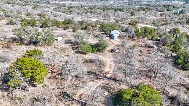 901 Rocky Hollow DR, Burnet, TX 78611