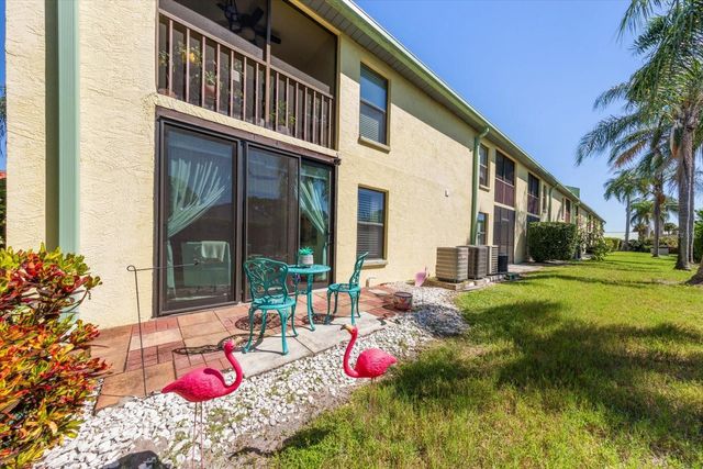 6145 113TH STREET 408, Seminole, FL 33772