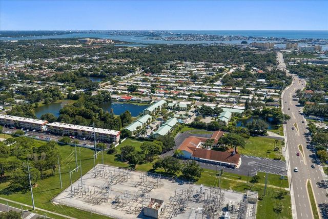 6145 113TH STREET 408, Seminole, FL 33772