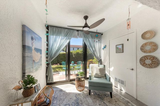 6145 113TH STREET 408, Seminole, FL 33772