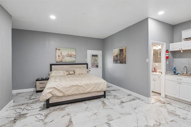 9078 BIRMINGHAM AVENUE, Weeki Wachee, FL 34613