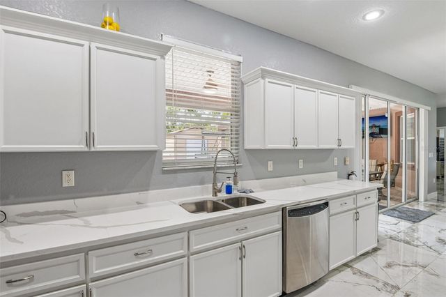 9078 BIRMINGHAM AVENUE, Weeki Wachee, FL 34613