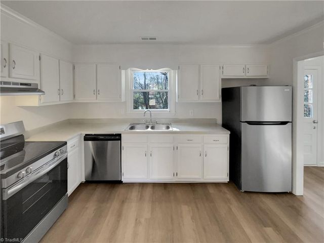 5908 Millstone Lane, Pfafftown, NC 27040