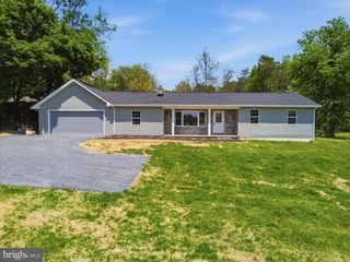 11111 MARTINSBURG RD, Hedgesville, WV 25427