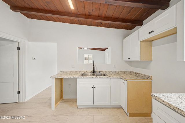 2724 N Eastgate Drive, Tucson, AZ 85712