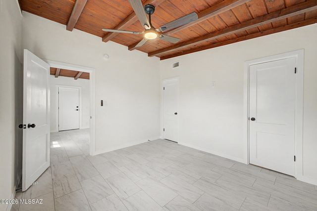 2724 N Eastgate Drive, Tucson, AZ 85712