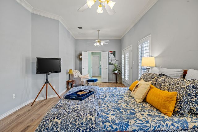 8625 Old Oak Drive, Irving, TX 75063