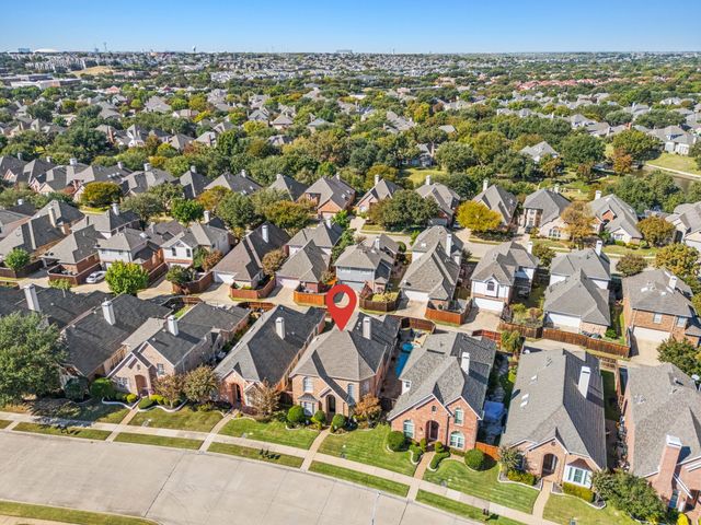 8625 Old Oak Drive, Irving, TX 75063