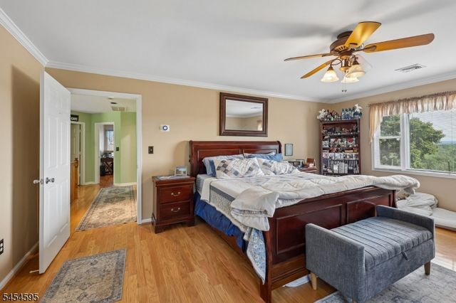 17 Rosenbrook Dr, Lincoln Park Boro, NJ 07035
