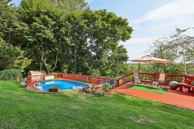 17 Rosenbrook Dr, Lincoln Park Boro, NJ 07035