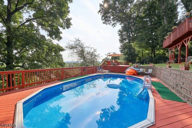 17 Rosenbrook Dr, Lincoln Park Boro, NJ 07035