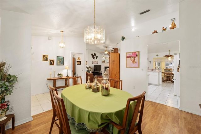 10090 SW 78TH COURT, Ocala, FL 34476