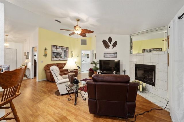 10090 SW 78TH COURT, Ocala, FL 34476