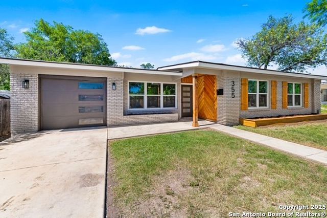 355 Springwood, San Antonio, TX 78216