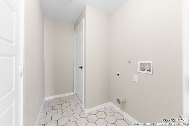 355 Springwood, San Antonio, TX 78216