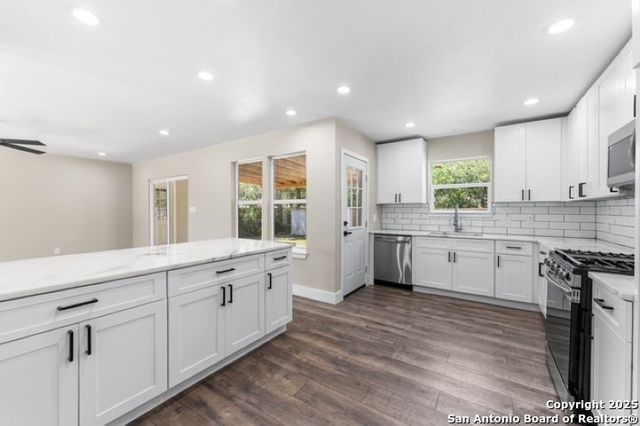 355 Springwood, San Antonio, TX 78216