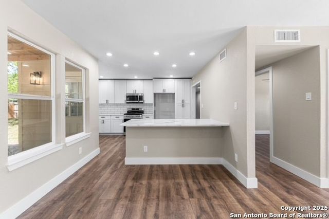 355 Springwood, San Antonio, TX 78216