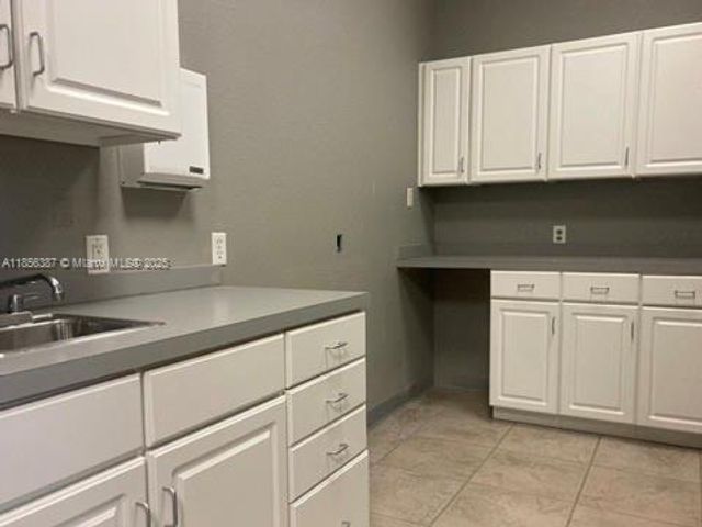 1032 TAMIAMI TRAIL 1, Port Charlotte, FL 33953