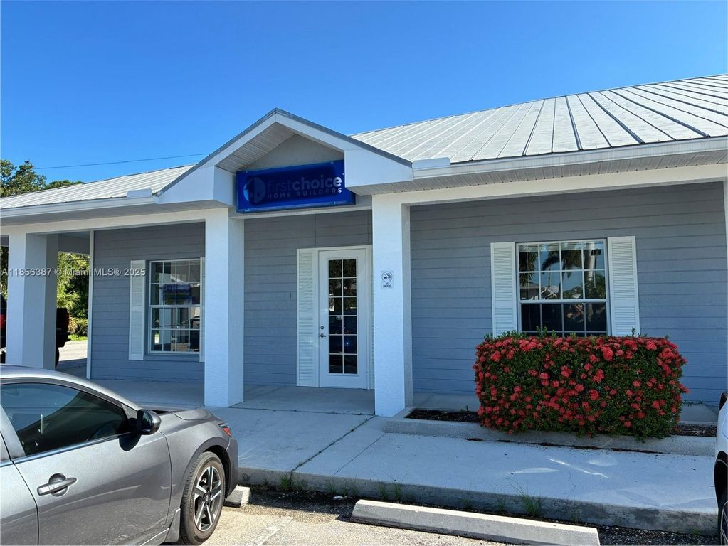 1032 TAMIAMI TRAIL 1, Port Charlotte, FL 33953